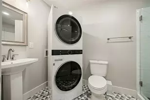 3015 Burning Oak Dr, Austin, TX 78704 - Photo 10