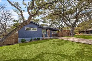 3015 Burning Oak Dr, Austin, TX 78704 - Photo 2