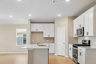 13709 Carper Dr, Manor, TX 78653 - Photo 4