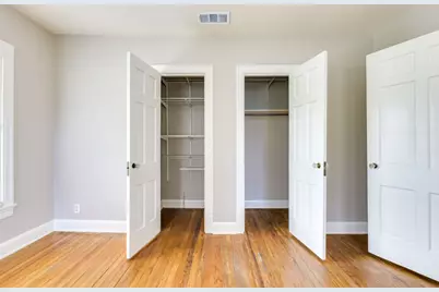 1300 Crestwood Road, Austin, TX 78722 - Photo 26