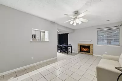 421 W San Antonio Street #A2, San Marcos, TX 78666 - Photo 2