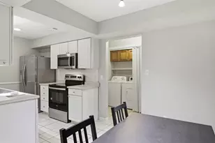 421 W San Antonio St, San Marcos, TX 78666 - Photo 6