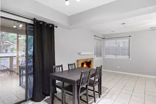 421 W San Antonio St, San Marcos, TX 78666 - Photo 8