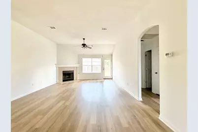 939 Dark Horse Lane, Buda, TX 78610 - Photo 6