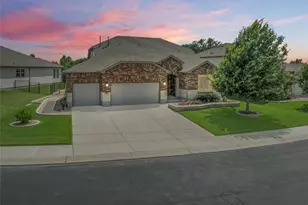 203 Gentry Creek Ln, Georgetown, TX 78633 - Photo 1