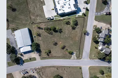 602 Gateway Central, Marble Falls, TX 78654 - Photo 2