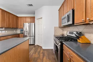 1107 Concan Dr, Hutto, TX 78634 - Photo 20