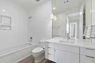 1010 W 10th St, Austin, TX 78703 - Photo 18