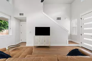 2713 Stacy Ln, Austin, TX 78704 - Photo 2