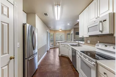 5718 McCarty Lane #B, Austin, TX 78749 - Photo 10