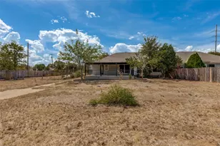 5718 McCarty Ln, Austin, TX 78749 - Photo 24