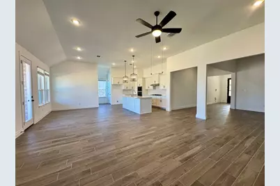 1301 White Daisy Lane, Georgetown, TX 78628 - Photo 14