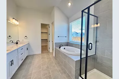 1301 White Daisy Lane, Georgetown, TX 78628 - Photo 26