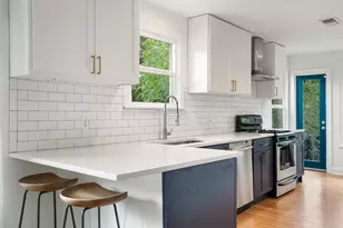 1410 Sanchez St, Austin, TX 78702 - Photo 2