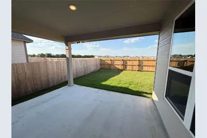 254 Gus Loop, Jarrell, TX 78626 - Photo 14