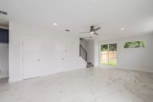 616 W Dittmar Rd, Austin, TX 78745 - Photo 2