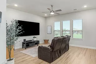 117 Junes Meadow, Liberty Hill, TX 78642 - Photo 14