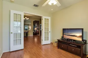 1016 Mohican St, Round Rock, TX 78665 - Photo 16