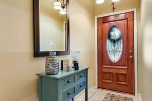 1016 Mohican St, Round Rock, TX 78665 - Photo 6