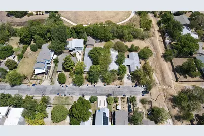 402 Swanee Drive, Austin, TX 78752 - Photo 16