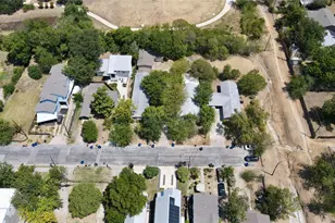 402 Swanee Dr, Austin, TX 78752 - Photo 16