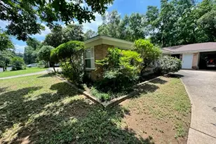 1900 Fairlawn Ln, Austin, TX 78704 - Photo 2
