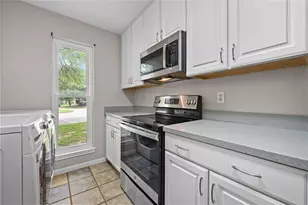 1601 Faro Dr, Austin, TX 78741 - Photo 8