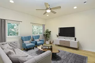 6800 Menchaca Rd, Austin, TX 78745 - Photo 2