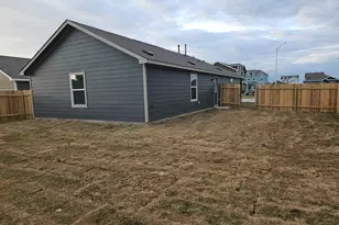 510 Sunray Dr, Lockhart, TX 78644 - Photo 16