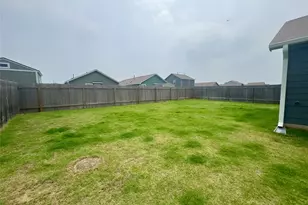 510 Sunray Dr, Lockhart, TX 78644 - Photo 22