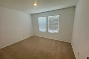 510 Sunray Dr, Lockhart, TX 78644 - Photo 18