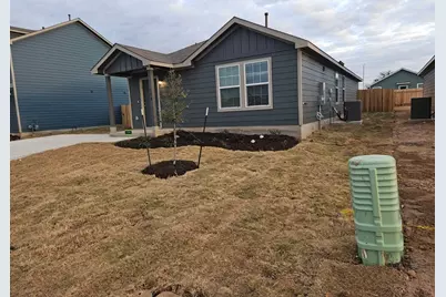 510 Sunray Drive, Lockhart, TX 78644 - Photo 2