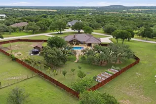 130 Saddle Ln, Liberty Hill, TX 78642 - Photo 40