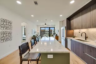2209 S 1st St, Austin, TX 78704 - Photo 6