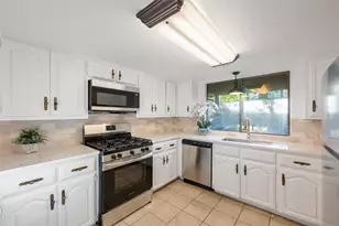 605 Meadowbrook Dr, Georgetown, TX 78628 - Photo 16