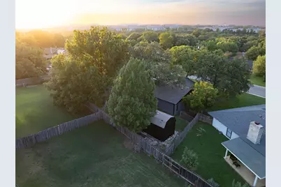 605 Meadowbrook Drive, Georgetown, TX 78628 - Photo 30