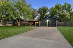 605 Meadowbrook Dr, Georgetown, TX 78628 - Photo 2