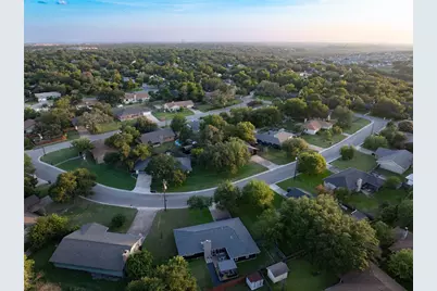 605 Meadowbrook Drive, Georgetown, TX 78628 - Photo 20