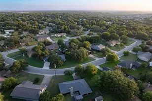 605 Meadowbrook Dr, Georgetown, TX 78628 - Photo 20