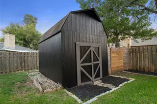 605 Meadowbrook Dr, Georgetown, TX 78628 - Photo 26
