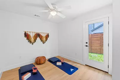 911 Calle Limon #2, Austin, TX 78702 - Photo 18