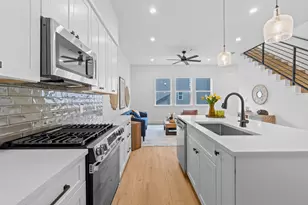 911 Calle Limon, Austin, TX 78702 - Photo 8