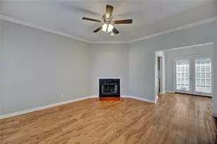 711 W 21st St, Austin, TX 78705 - Photo 8