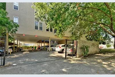 711 W 21st Street #204, Austin, TX 78705 - Photo 2