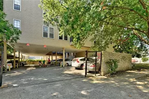 711 W 21st St, Austin, TX 78705 - Photo 2