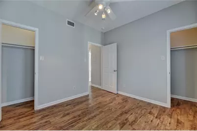 711 W 21st Street #204, Austin, TX 78705 - Photo 20