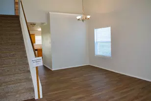1708 Darjeeling Dr, Pflugerville, TX 78660 - Photo 2