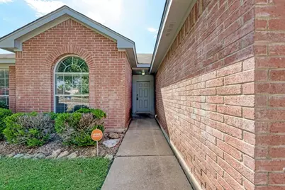 1203 Tricia Cove, Hutto, TX 78634 - Photo 4
