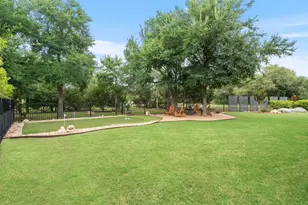 111 Bee Brush Ct, Georgetown, TX 78628 - Photo 30