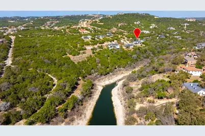 17701 Hunters Hollow, Jonestown, TX 78645 - Photo 4